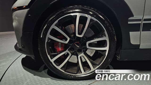 Mini Cooper S 클럽맨 2세대, 2024 все фото