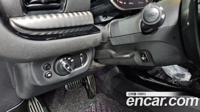 Mini Cooper S 클럽맨 2세대, 2024 19