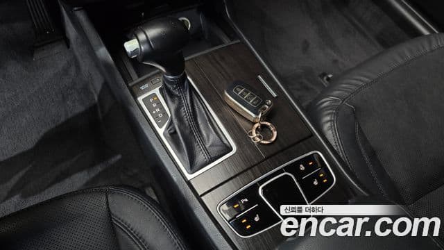 Kia The / новый Prestige K7 LPI 3.0 Deluxe, 2012 9