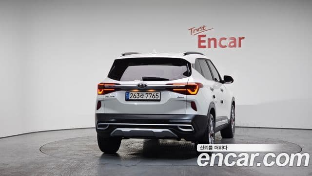 Kia Seltos Signature, 2022 4