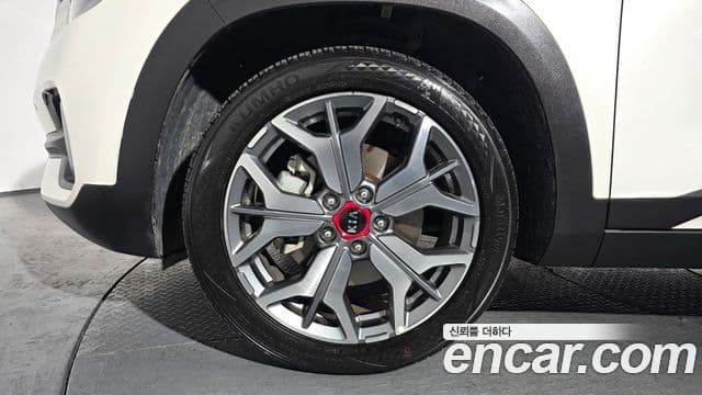 Kia Seltos Signature, 2022 все фото