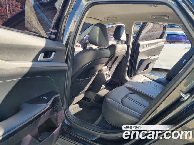 Kia K5 3세대 Prestige, 2020 15