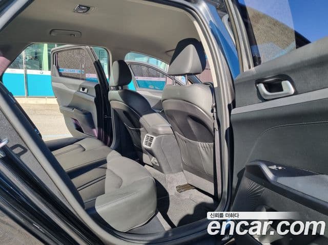 Kia K5 3세대 Prestige, 2020 16