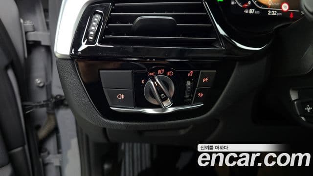 BMW 5시리즈 (G30) Luxury, 2022 13