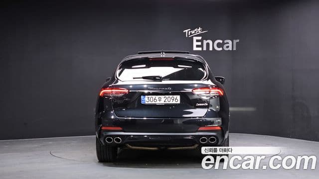 Maserati Levante 3.0 AWD Modena, 2022 4