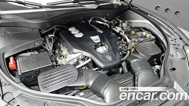 Maserati Levante 3.0 AWD Modena, 2022 6