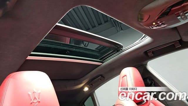 Maserati Levante 3.0 AWD Modena, 2022 19