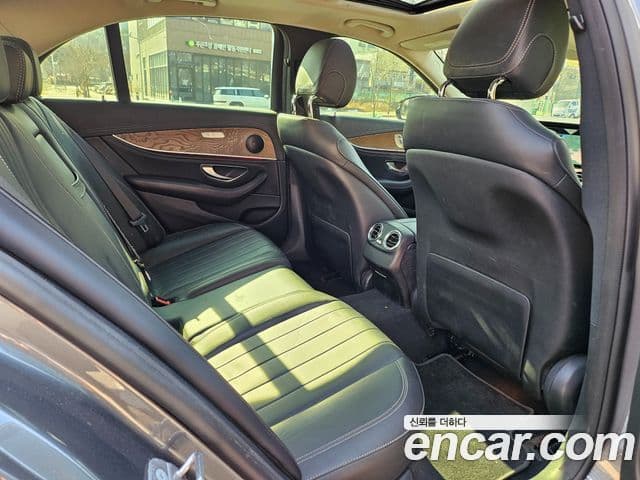 Mercedes-Benz E-класс W213 Exclusive, 2017 16