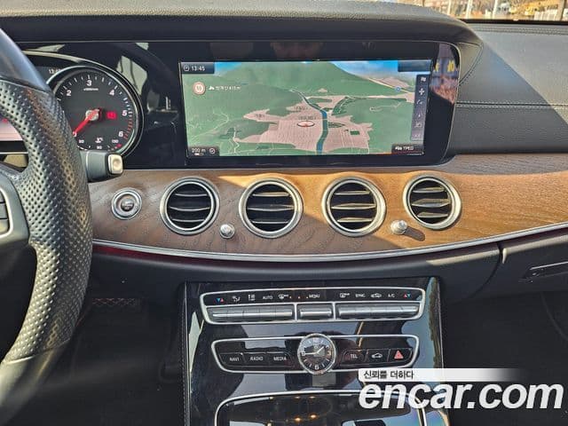 Mercedes-Benz E-класс W213 Exclusive, 2017 19