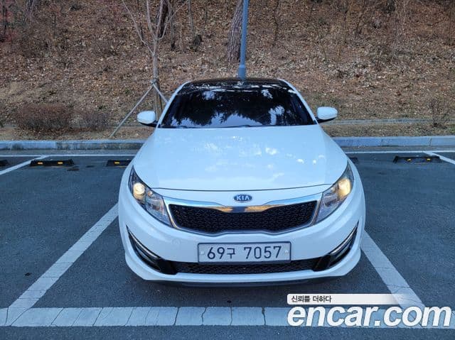 Kia K5 Prestige, 2011 3