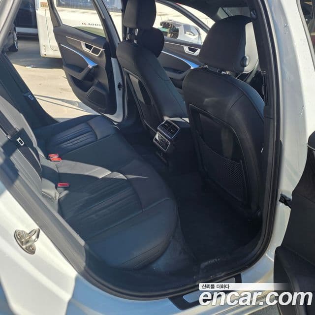 Audi A6 (C8) Premium, 2021 12