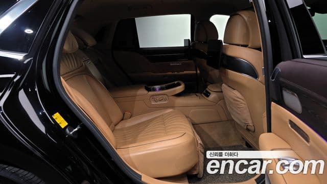 Genesis G90 (RS4) бензин 3.5 турбо AWD, 2022 12