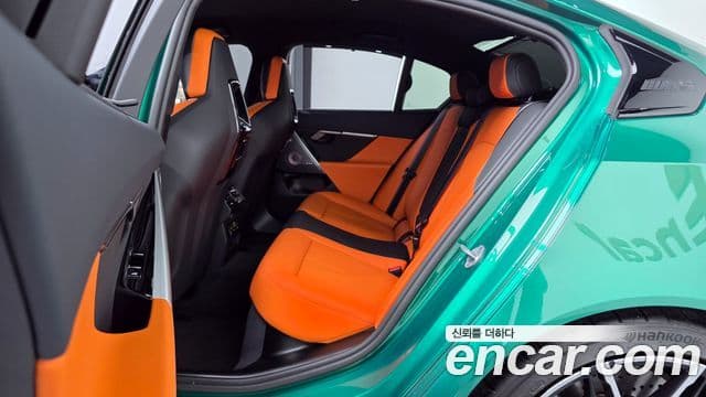 BMW M5 (G90) M5 седан, 2025 12