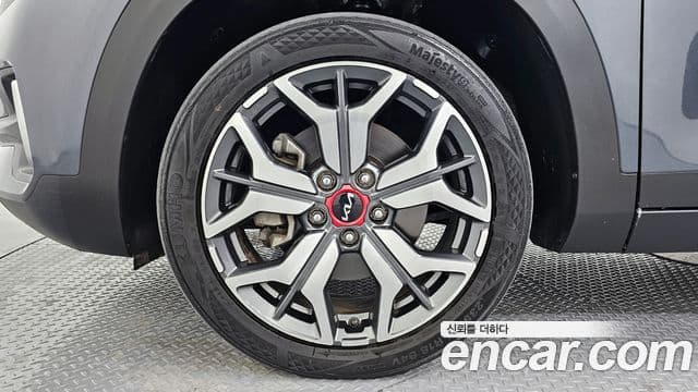 Kia Seltos Signature, 2023 все фото