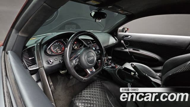 Audi R8 5.2 V10 купе, 2015 7