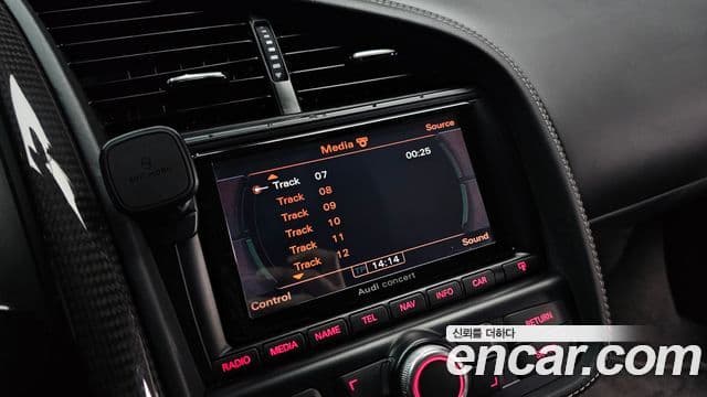 Audi R8 5.2 V10 купе, 2015 13