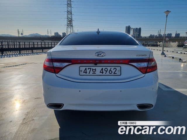 Hyundai Grandeur HG Modern, 2013 3