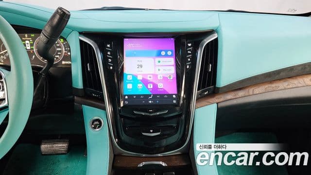 Cadillac Escalade 4세대, 2015 14