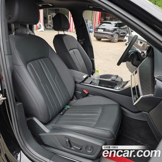 Audi A6 (C8) Premium, 2023 10