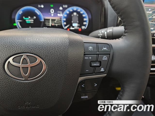 Toyota 캠리 (XV80) 2.5 XLE гибрид, 2025 6