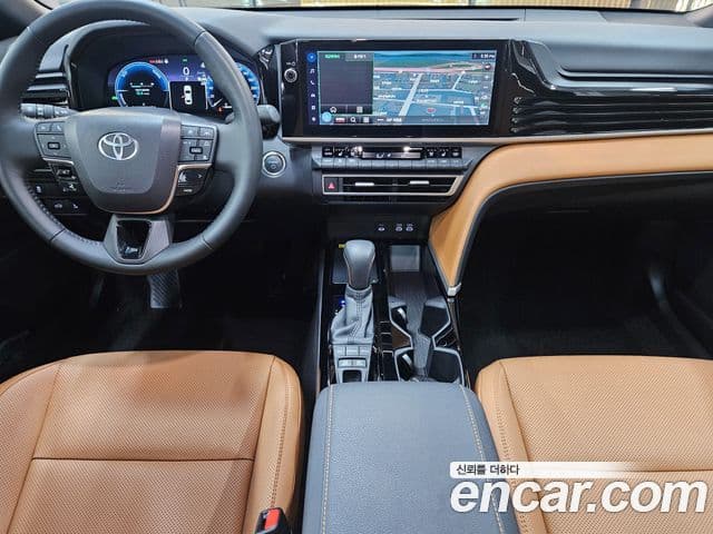 Toyota 캠리 (XV80) 2.5 XLE гибрид, 2025 15