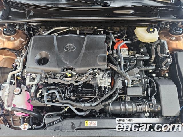 Toyota 캠리 (XV80) 2.5 XLE гибрид, 2025 18