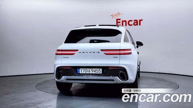 Genesis GV70, 2021 4