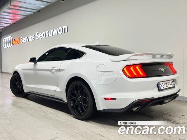 Ford Mustang купе, 2023 17