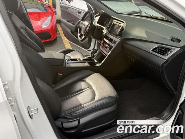 Hyundai LF Sonata Modern, 2017 16