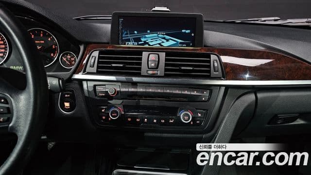 BMW 3시리즈 (F30), 2013 17