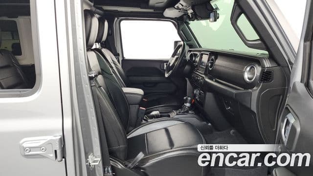 Jeep Wrangler (JL) 2.0 Overland Power top 4도어, 2020 11