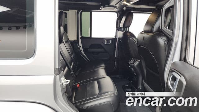 Jeep Wrangler (JL) 2.0 Overland Power top 4도어, 2020 12