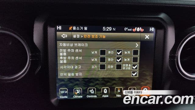 Jeep Wrangler (JL) 2.0 Overland Power top 4도어, 2020 18