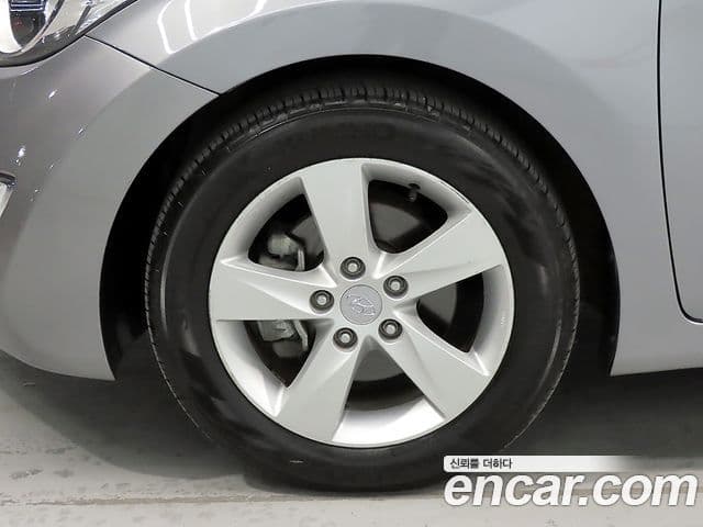 Hyundai Avante MD M16 GDI Smart, 2013 20