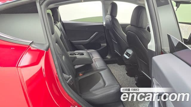 Tesla модель Y performance AWD, 2021 12