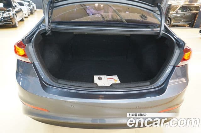 Hyundai Avante AD 1.6 GDI Smart, 2017 20