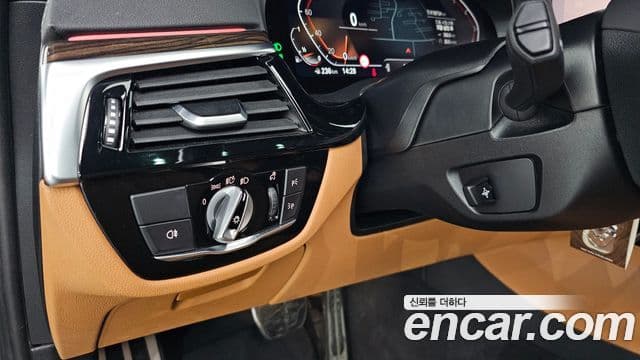 BMW 5시리즈 (G30) 520i M Sport, 2021 19