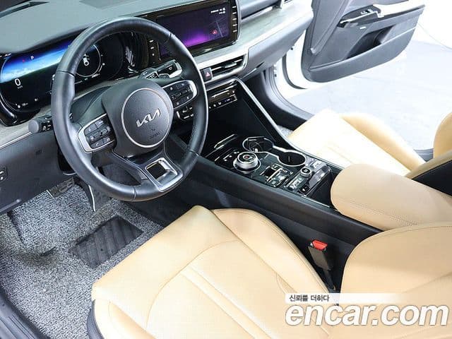 Kia K5 гибрид 3세대 Noblesse, 2023 17