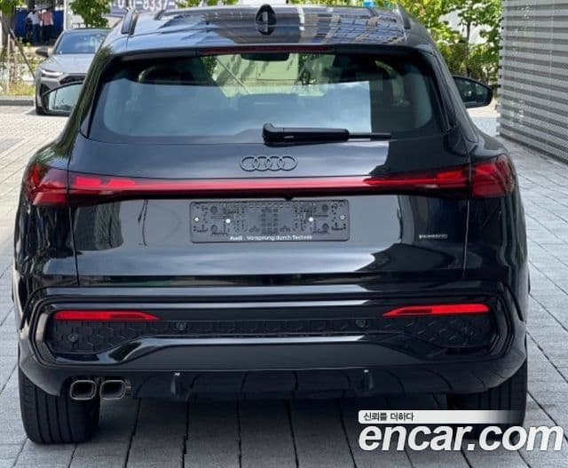 Audi Q5 (80A) 40 TDI Quattro S Line чёрный Edition, 2025 4