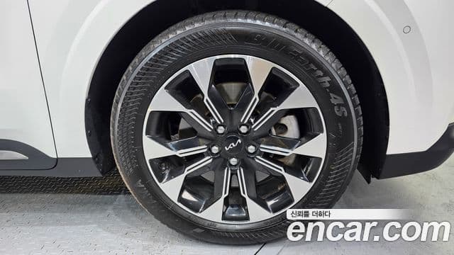 Kia Carnival 4세대 Signature, 2023 все фото