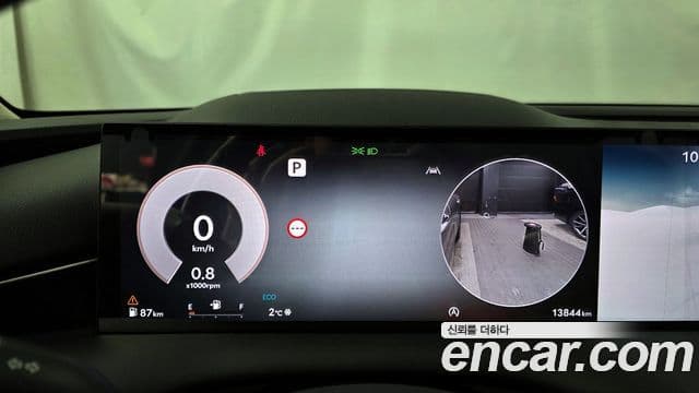 Genesis G80 (RG3) бензин 2.5 турбо 2WD, 2025 8