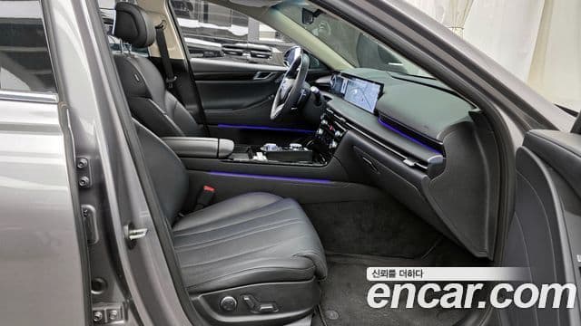 Genesis G80 (RG3) бензин 2.5 турбо 2WD, 2025 11