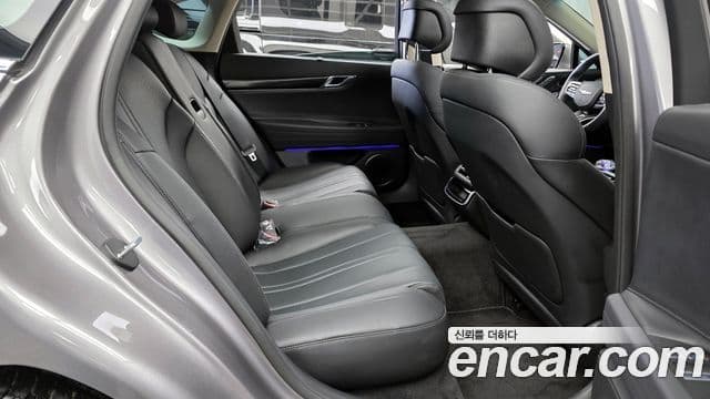 Genesis G80 (RG3) бензин 2.5 турбо 2WD, 2025 12