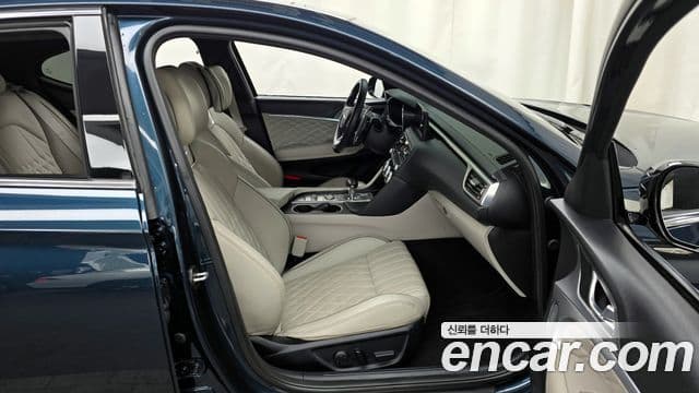 Genesis The / новый New G70, 2021 11