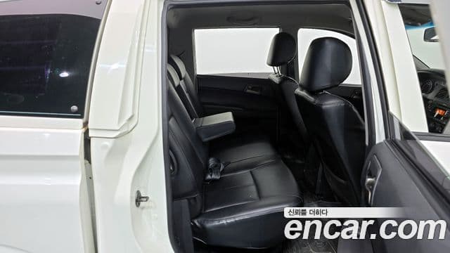 KG모빌리티(SsangYong) Korando Sport Club, 2014 12