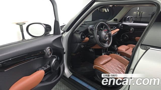 Mini Cooper S 3세대, 2023 10