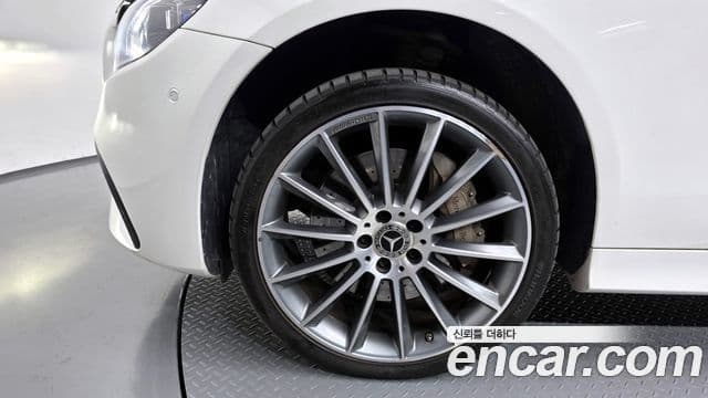 Mercedes-Benz E-класс W213 E450 4MATIC кабриолет, 2021 все фото