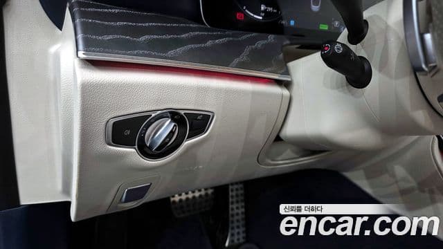 Mercedes-Benz E-класс W213 E450 4MATIC кабриолет, 2021 17