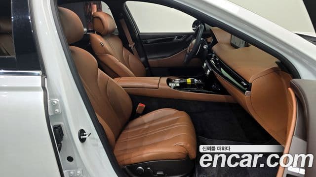 Genesis G80 (RG3) бензин 2.5 турбо 2WD, 2023 12