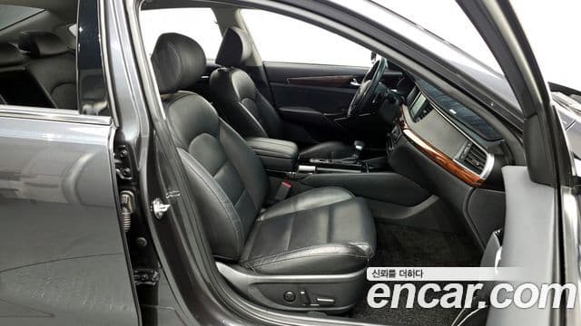 Kia All New K7 3.3 GDI Limited Plus, 2017 11